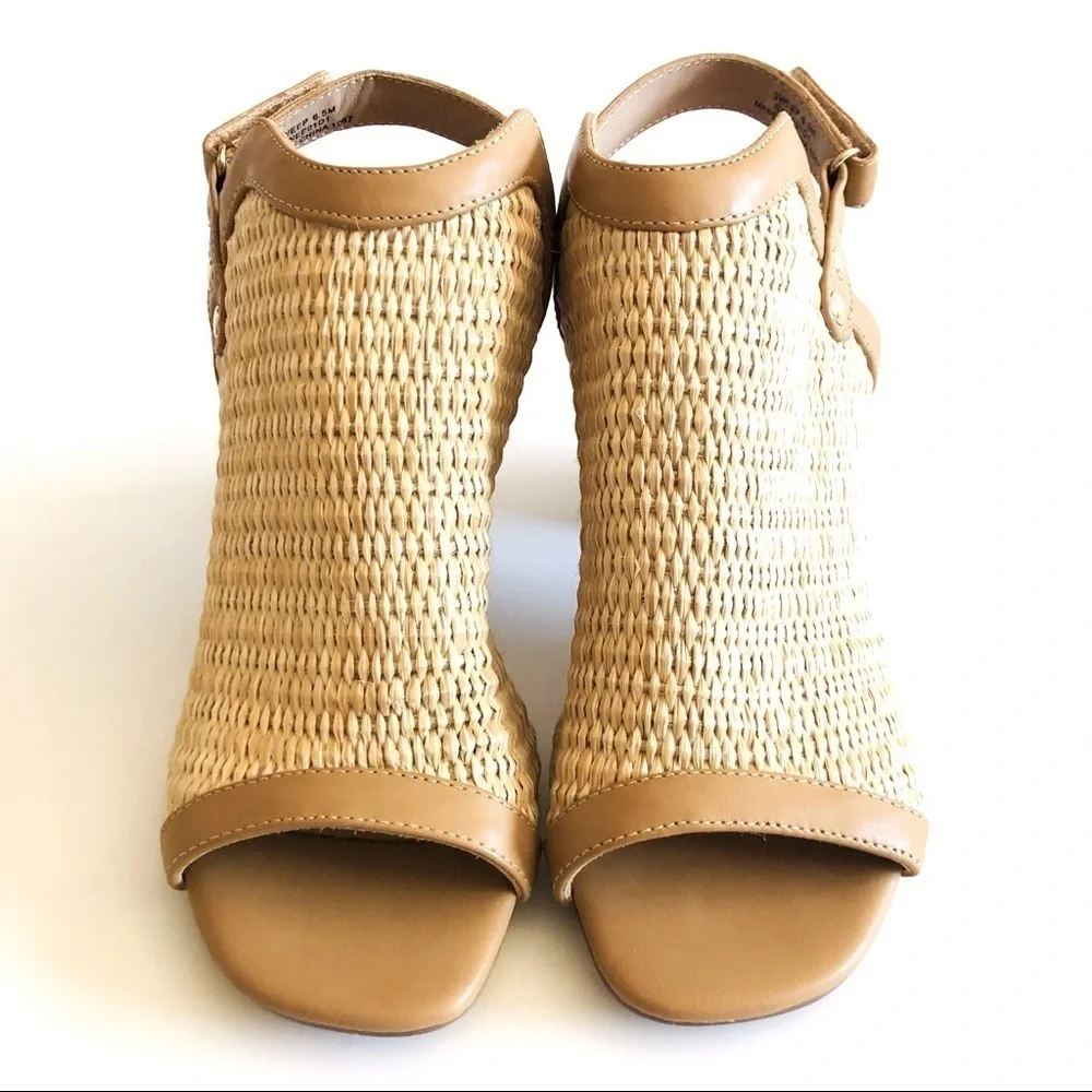 STEVEN by Steve Madden ‘Sweep’ Woven City Dress Sandal